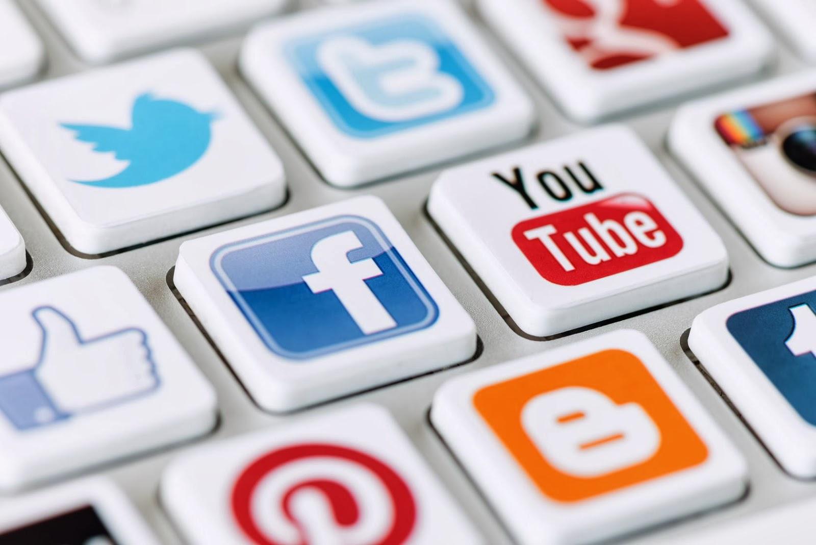 Social Network: Công cụ kiếm tiền hay mối hiểm họa của loài người