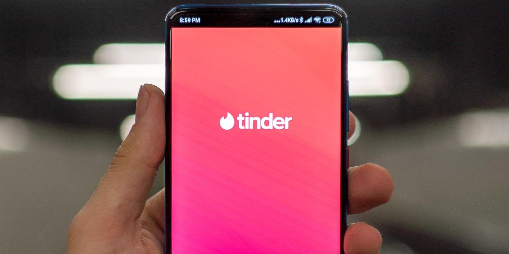 Tinder: Xu hướng hẹn hò trong tương lai
