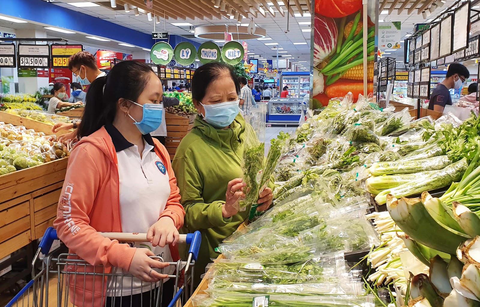 Toàn cảnh Insight người tiêu dùng mùa lễ hội 2021 - 2022