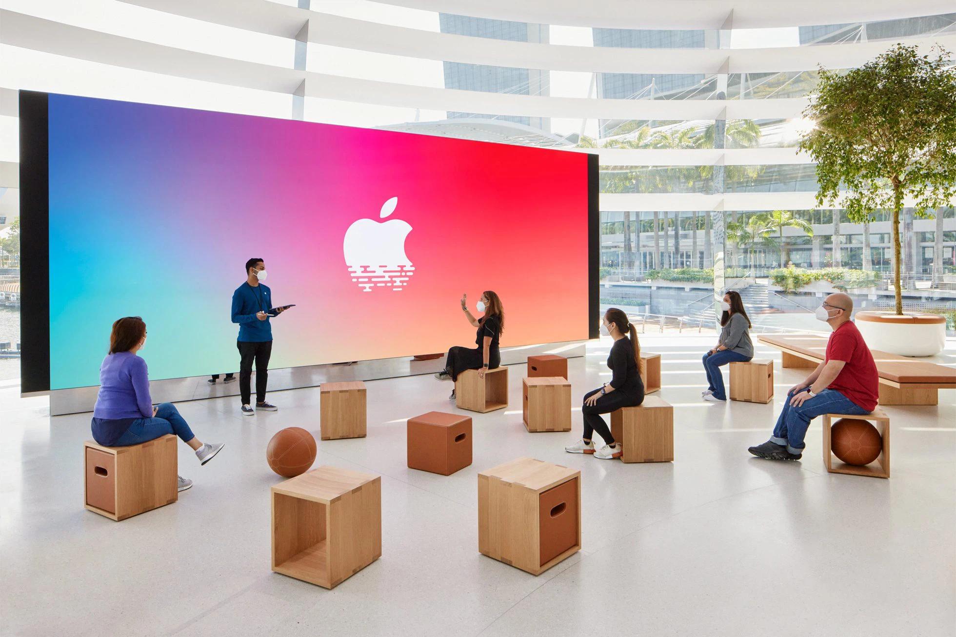 Chiến lược phân phối của Apple đưa họ lên số 1 thế giới ra sao?