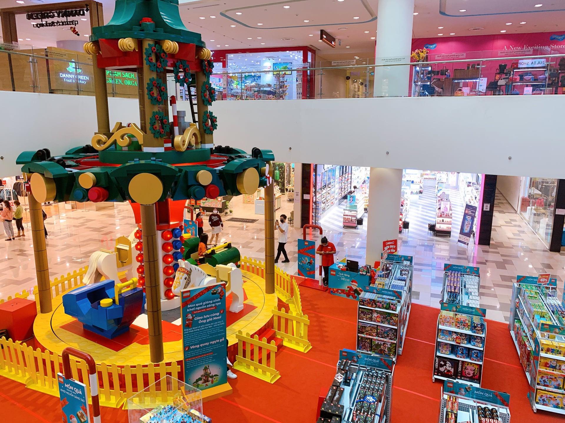 Tập đoàn LEGO® thu hút các gia đình chung tay xây dựng truyền thống mùa lễ hội với 15 bộ LEGO được yêu thích