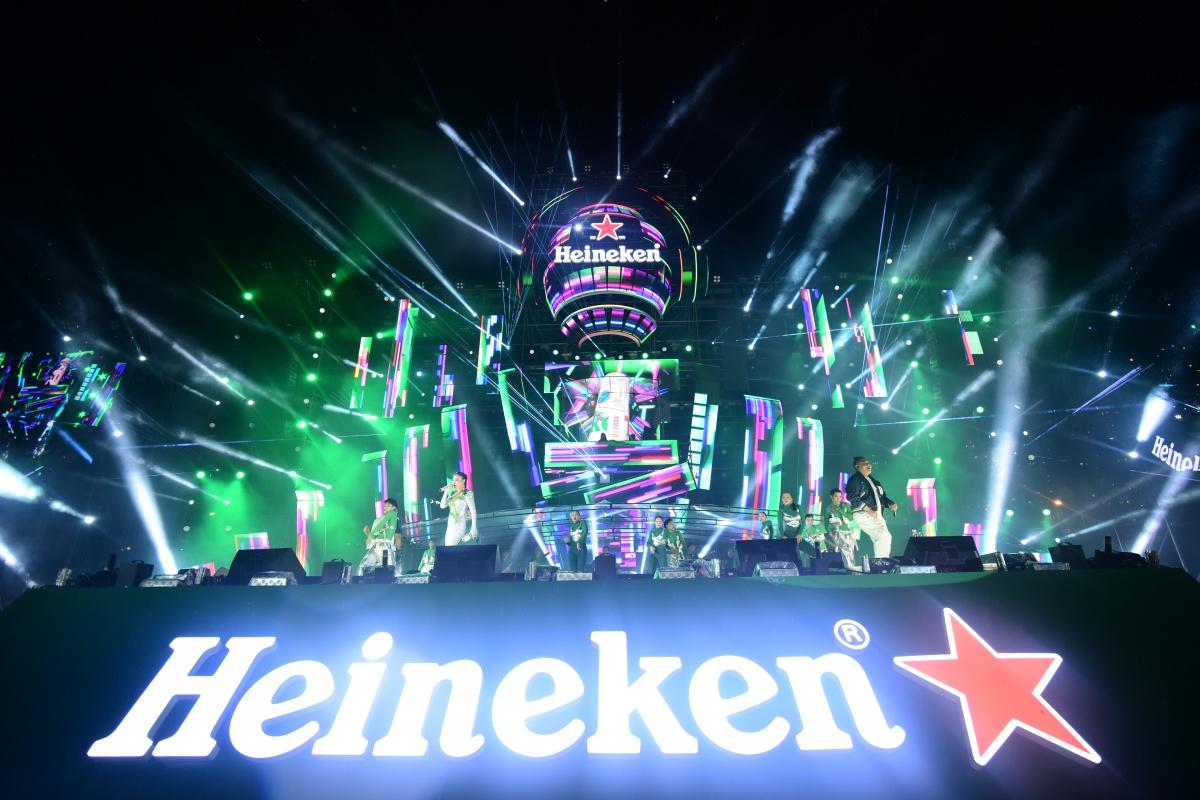 Heineken tổ chức đại nhạc hội EDM và khinh khí cầu, khuấy động giới trẻ TP.HCM với thông điệp “Refresh Your Music”