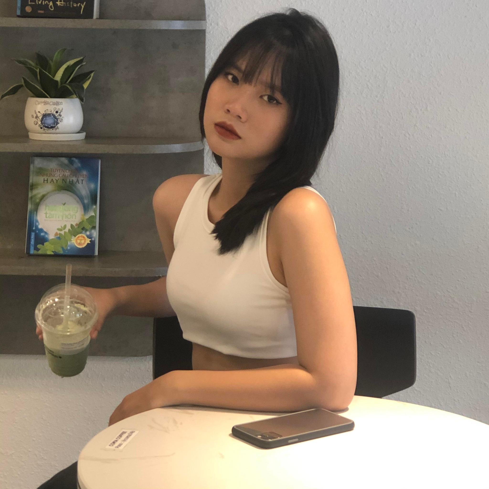 Tuyết Ngân