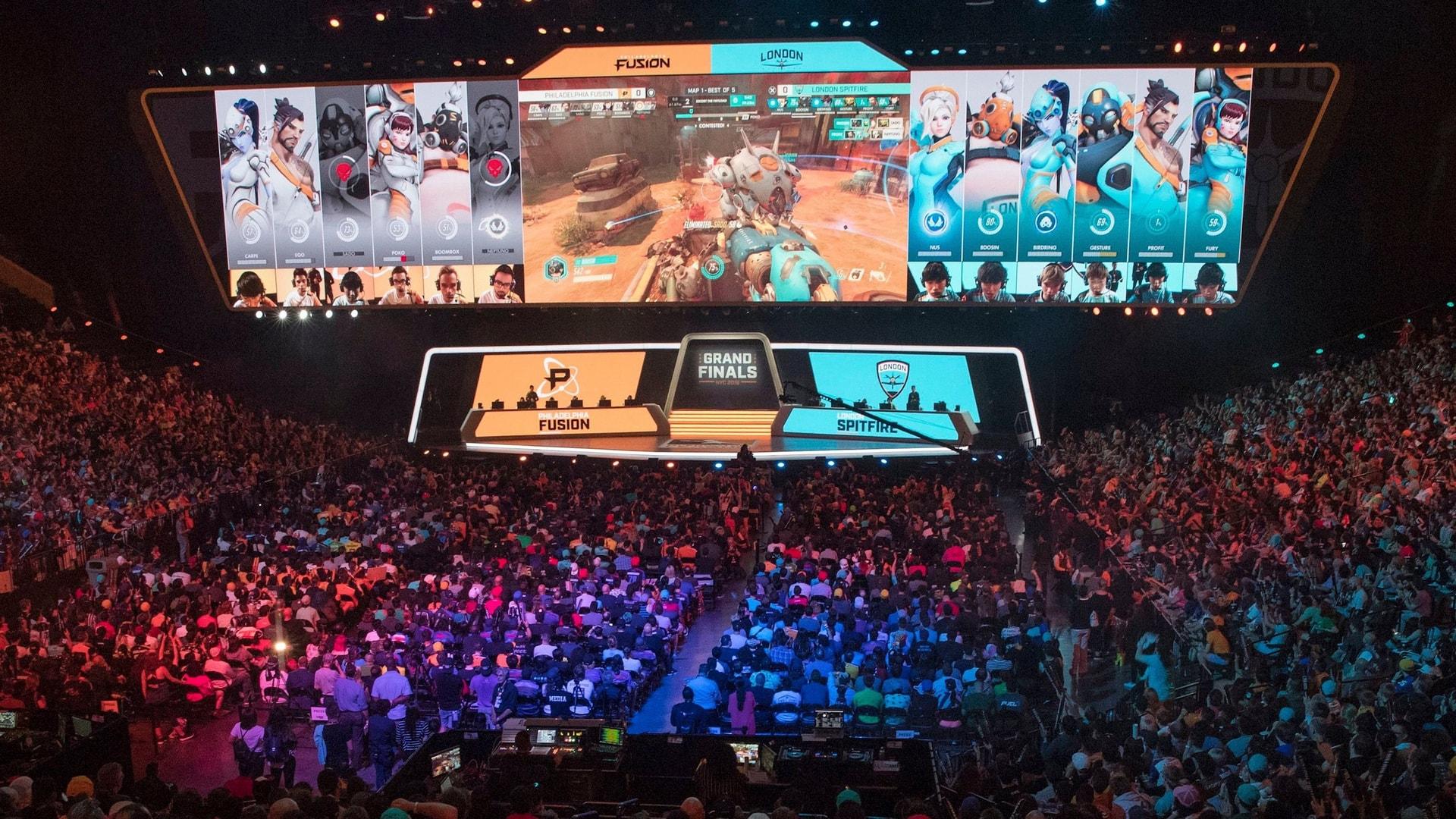 Tiềm năng phát triển của thể thao điện tử (eSports): Tổ chức đa dạng giải đấu thúc đẩy toàn cầu hoá, công nghệ VR và AR giúp nâng cao trải nghiệm của người chơi và khán giả