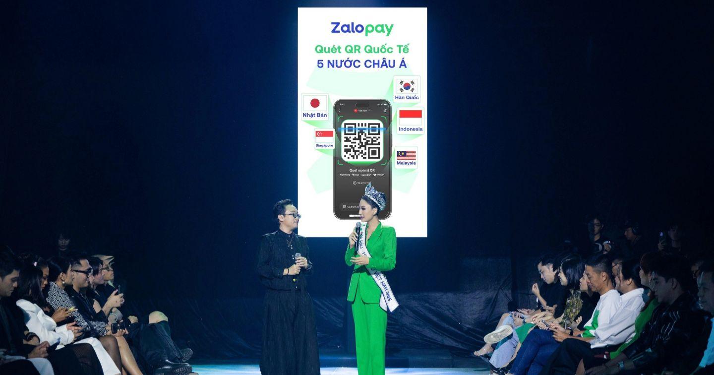 Zalopay mở rộng quét QR ra 5 quốc gia, biến runway thành sàn diễn công nghệ