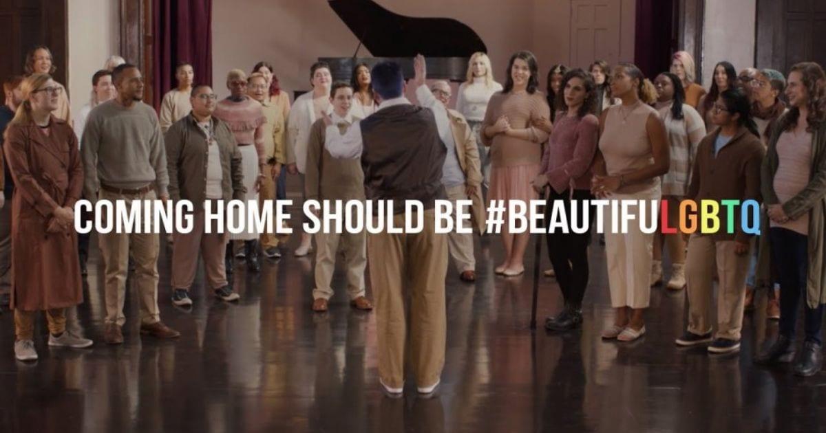 Quảng cáo Giáng sinh 2019 của Pantene: “Những người trẻ LGBT e ngại về nhà vào ngày lễ”