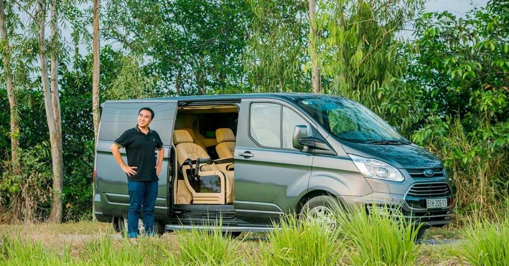Lựa chọn Quyền Linh cho chiến dịch của Ford Tourneo: Nước cờ đầy khôn ngoan