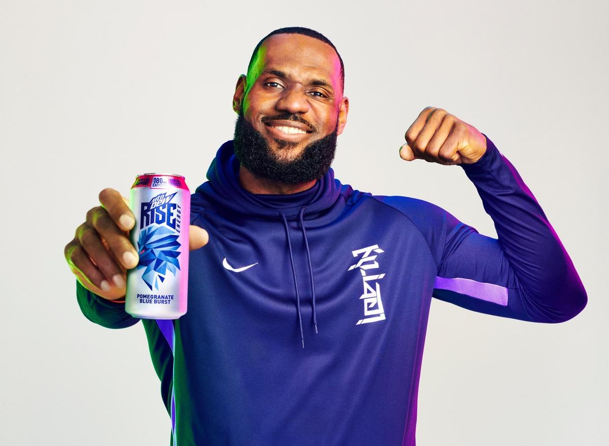 Mtn Dew bắt tay với nhà vô địch NBA LeBron James, ra mắt sản phẩm mới Mtn Dew Rise Energy
