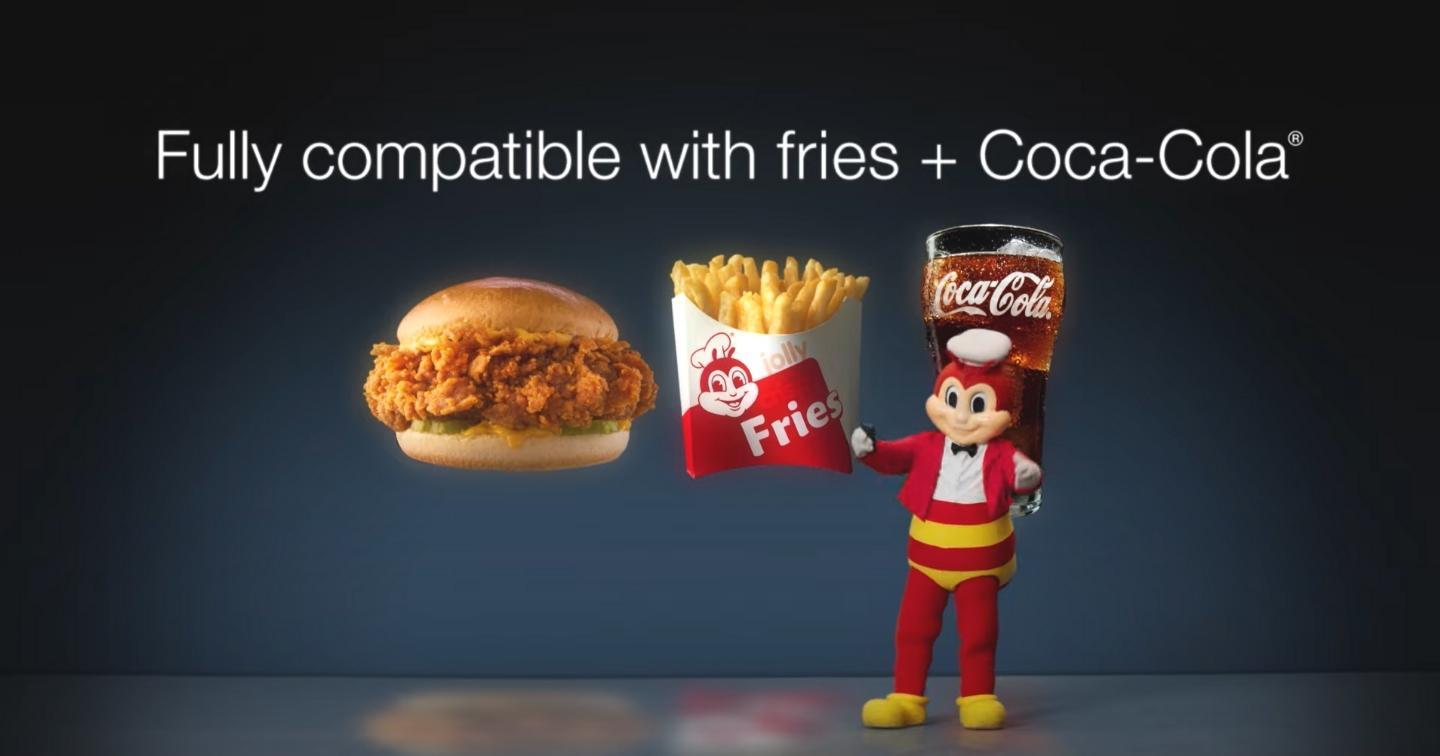 TVC sandwich gà của Jollibee: Tưởng như buổi trình diễn ra mắt iPhone!