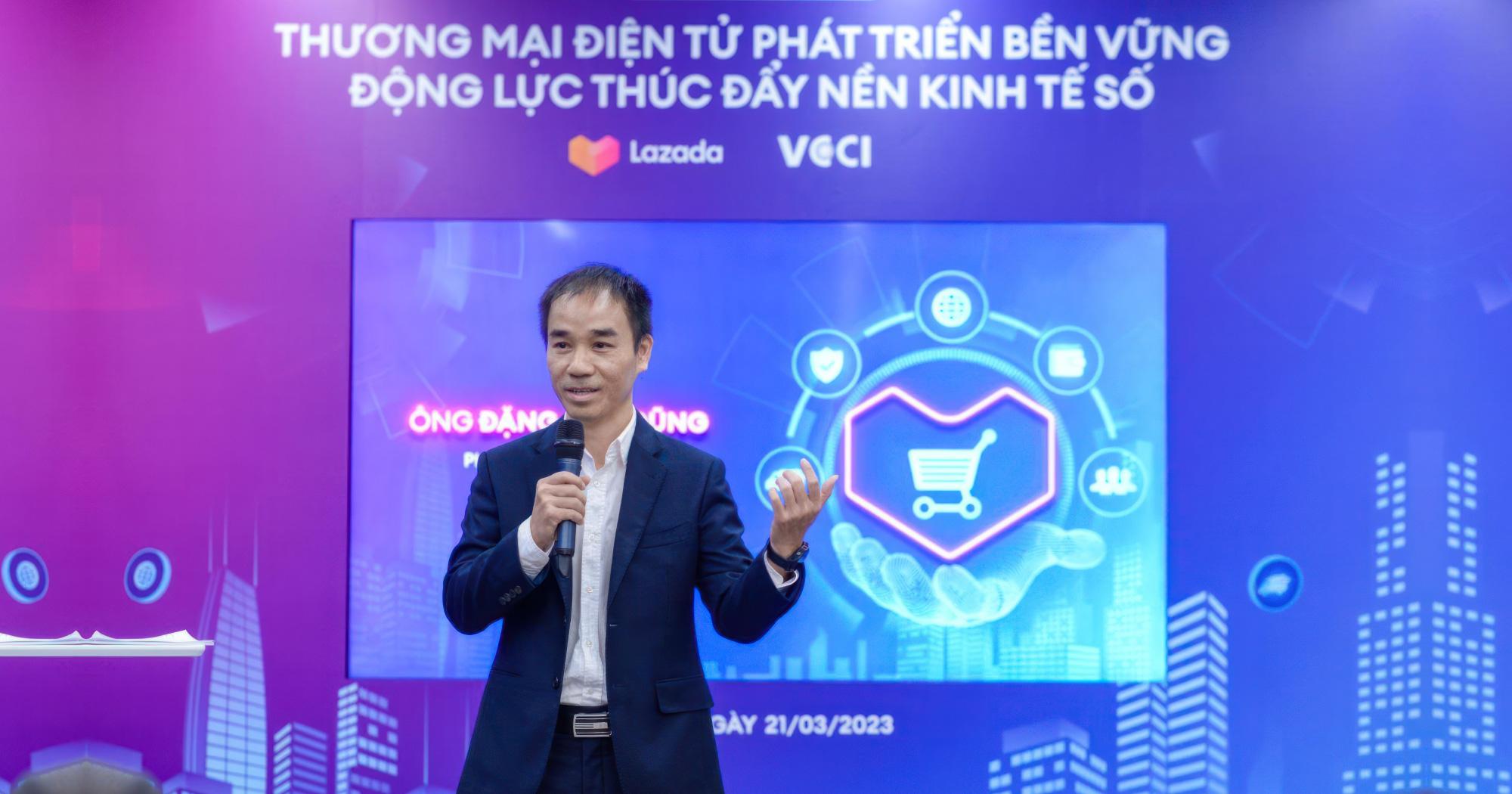 Làm sao để người tiêu dùng gắn bó với thương mại điện tử không chỉ vì khuyến mãi?