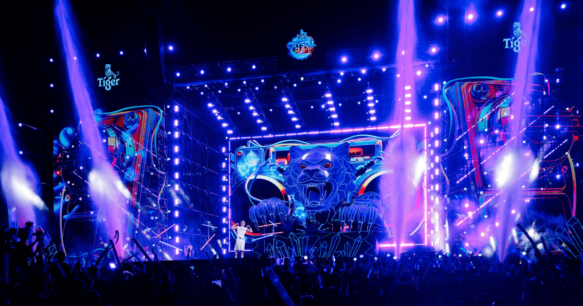 Tiger Crystal Rave tung “triple kill” cho Vũng Tàu với nước, băng cùng dàn sao ‘bùng cháy’ Water EDM