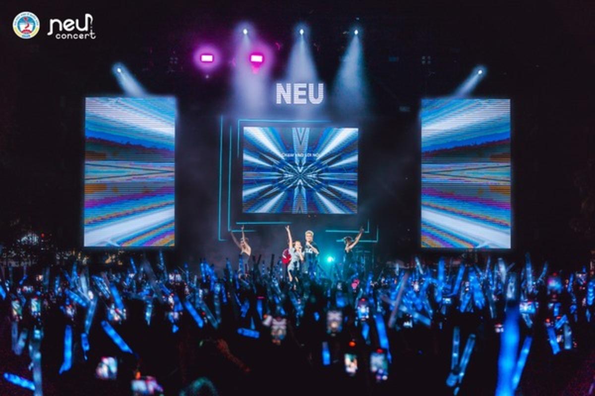 NEU Concert 2025: Hé lộ hàng loạt hoạt động chào tân hoành tráng nhất tại NEU cùng 2 “cực phẩm” khách mời đầu tiên