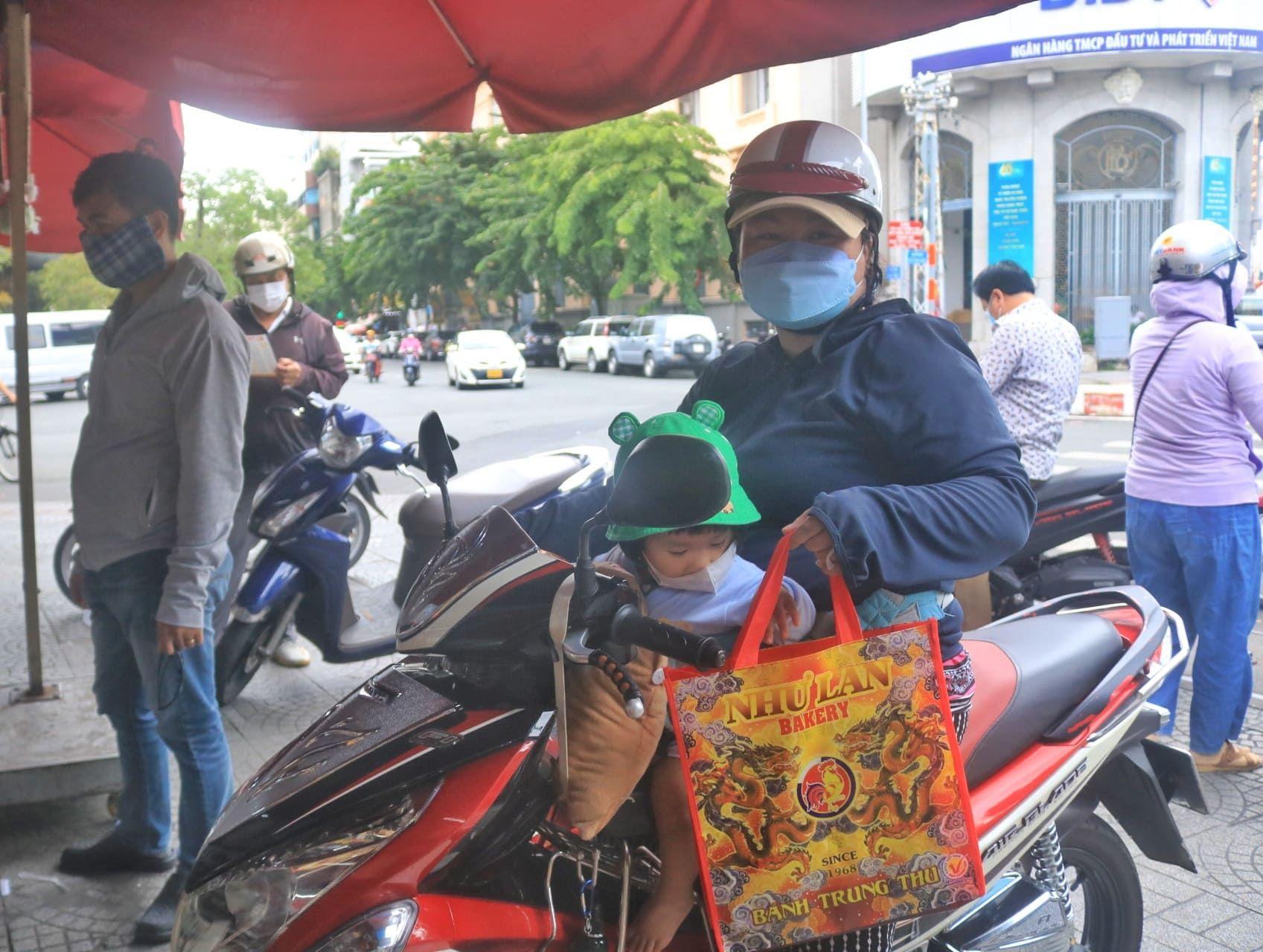 Hình ảnh bánh trung thu Như Lan
