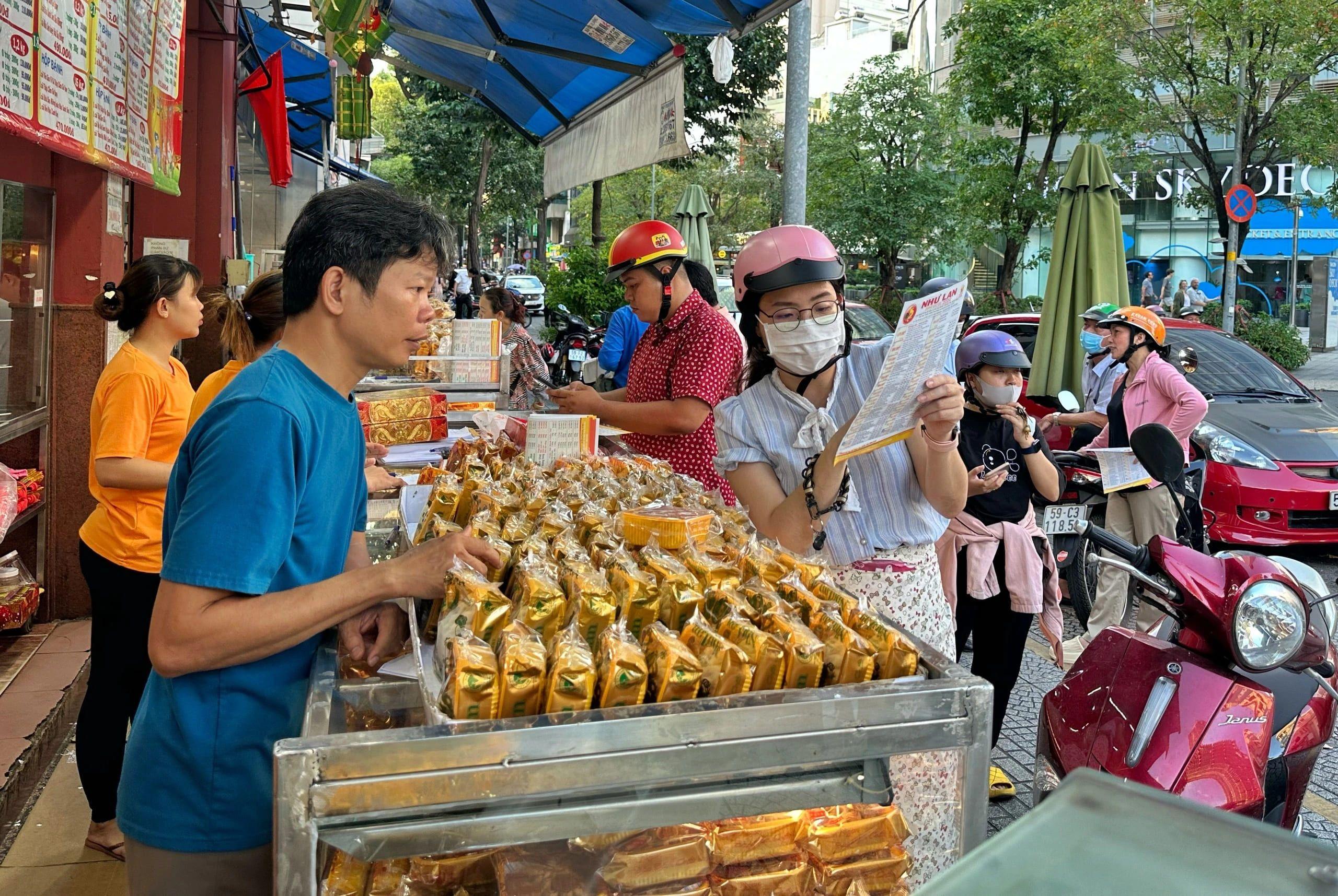 Hình ảnh cửa tiệm Như Lan