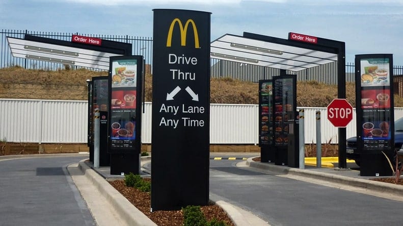 Dịch vụ drive-thru ứng dụng trí tuệ nhân tạo tại McDonald.